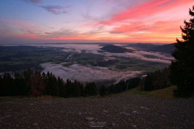 Die Wolken ziehen dahin