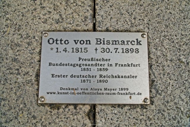 Hinweistafel zu Otto von Bismarck