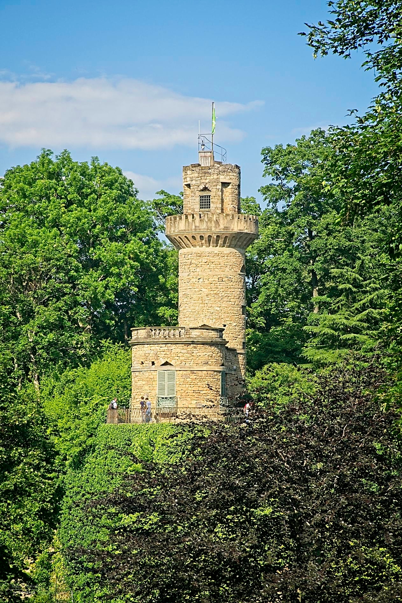 Mauerturm mit Rapunzel