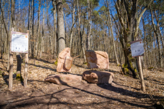 Sandsteinspulpturen oberhalb der Centgrafenkapelle